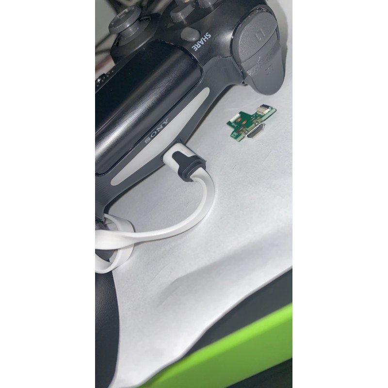 Réparation connecteur micro USB DualShock 4